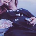 見る・観る・視るの違いと使い方 テレビ・映画を「みる」はどの漢字を使う? 見る・観る・視るの違いと使い方 テレビ・映画を「みる」はどの漢字を使う?